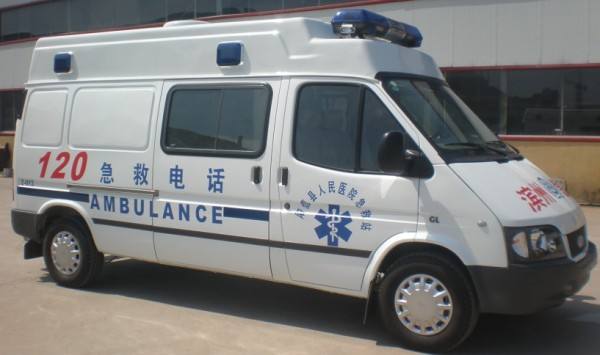 患者在等待救护车出租时需要注意什么？